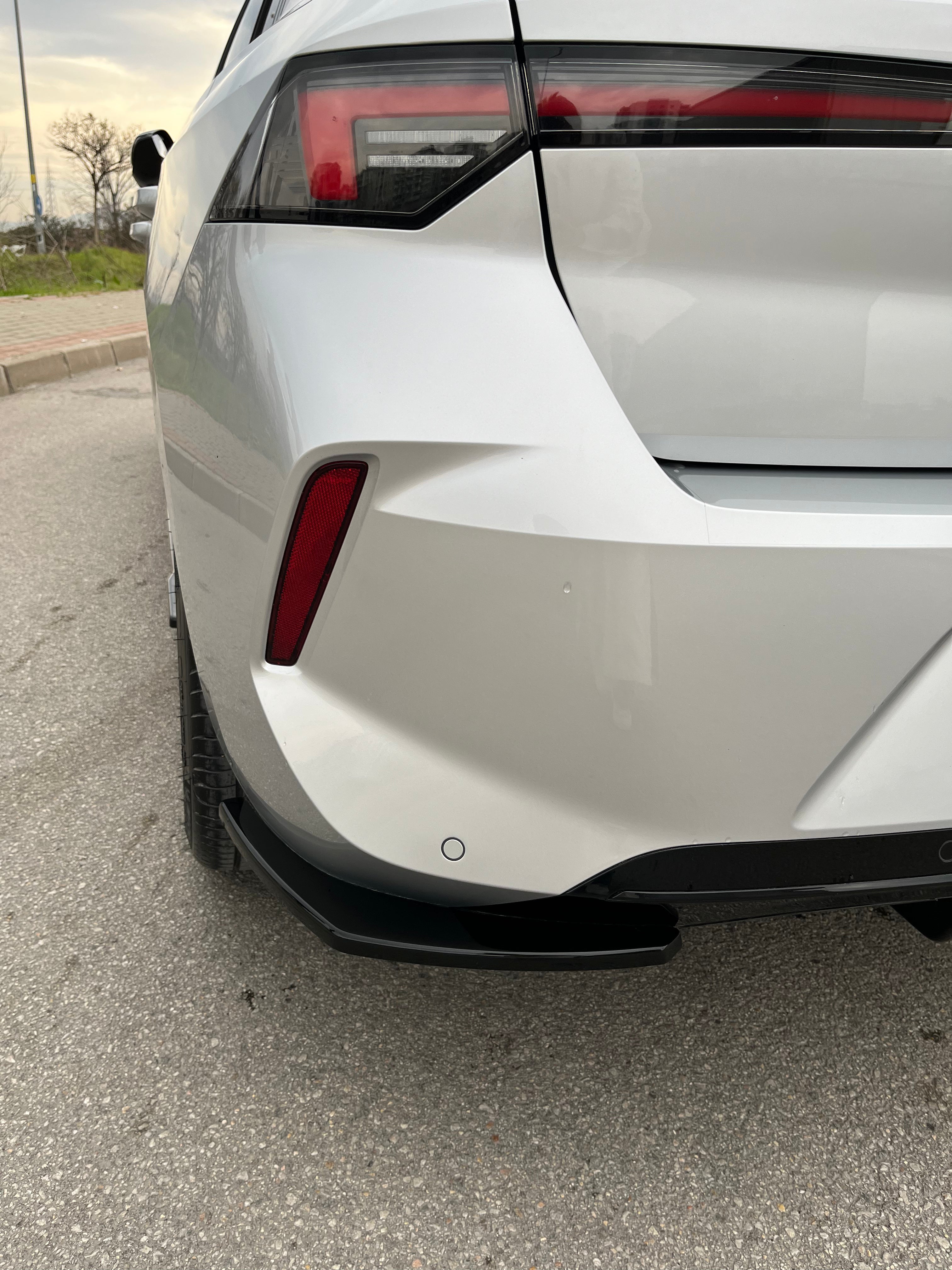 Rear Side Splitters OPEL Astra Rear Side Splitters OPEL Astra