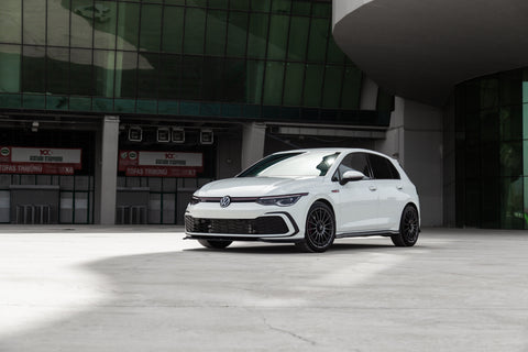 Front Splitter compatible with VW Volkswagen Golf MK 8 GTI / GTE / R Line 2020+ with ABE TÜV - ONEWAY Automotive GmbH