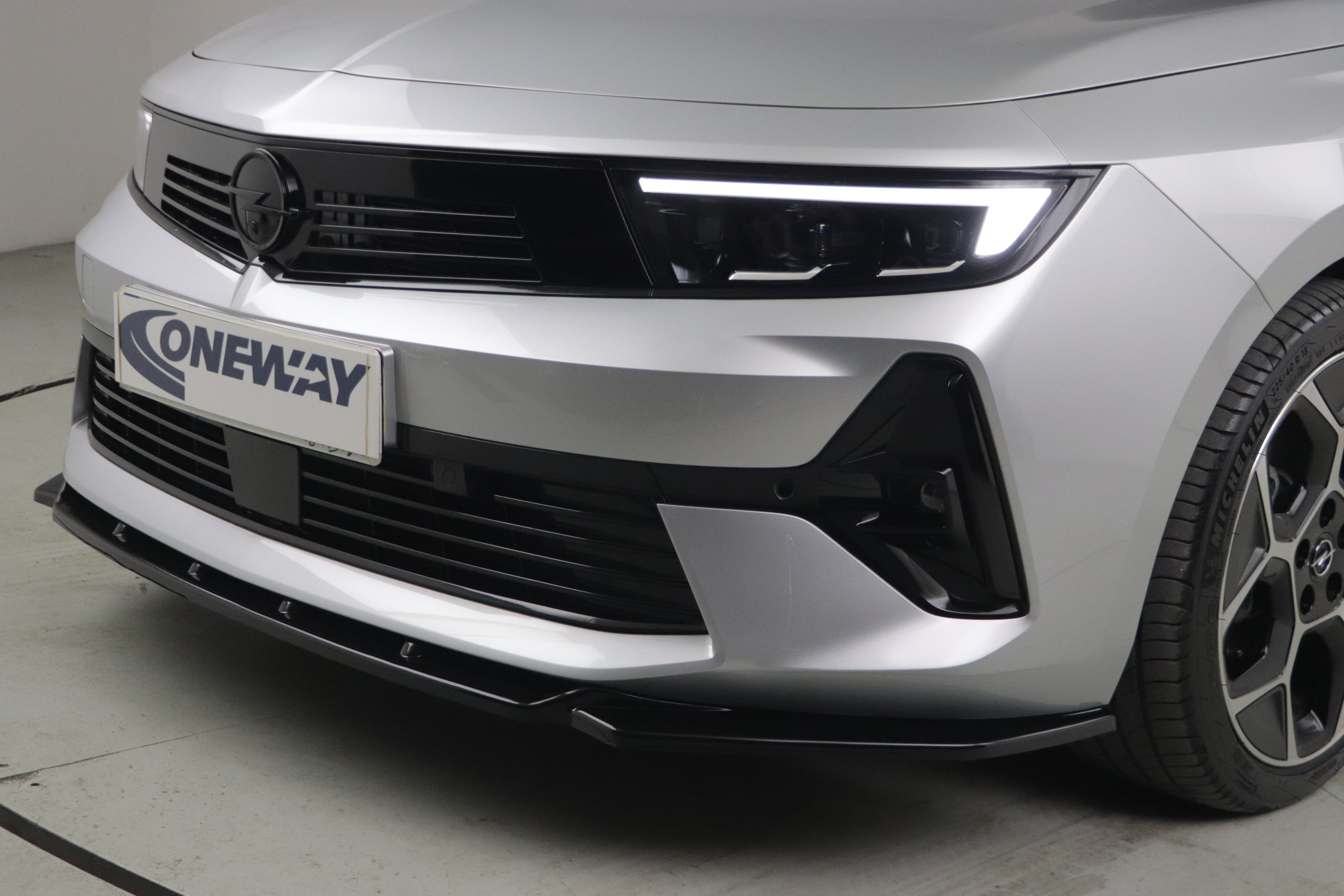 OPEL Astra L 2020+ Front Splitter - ONEWAY Automotive GmbH