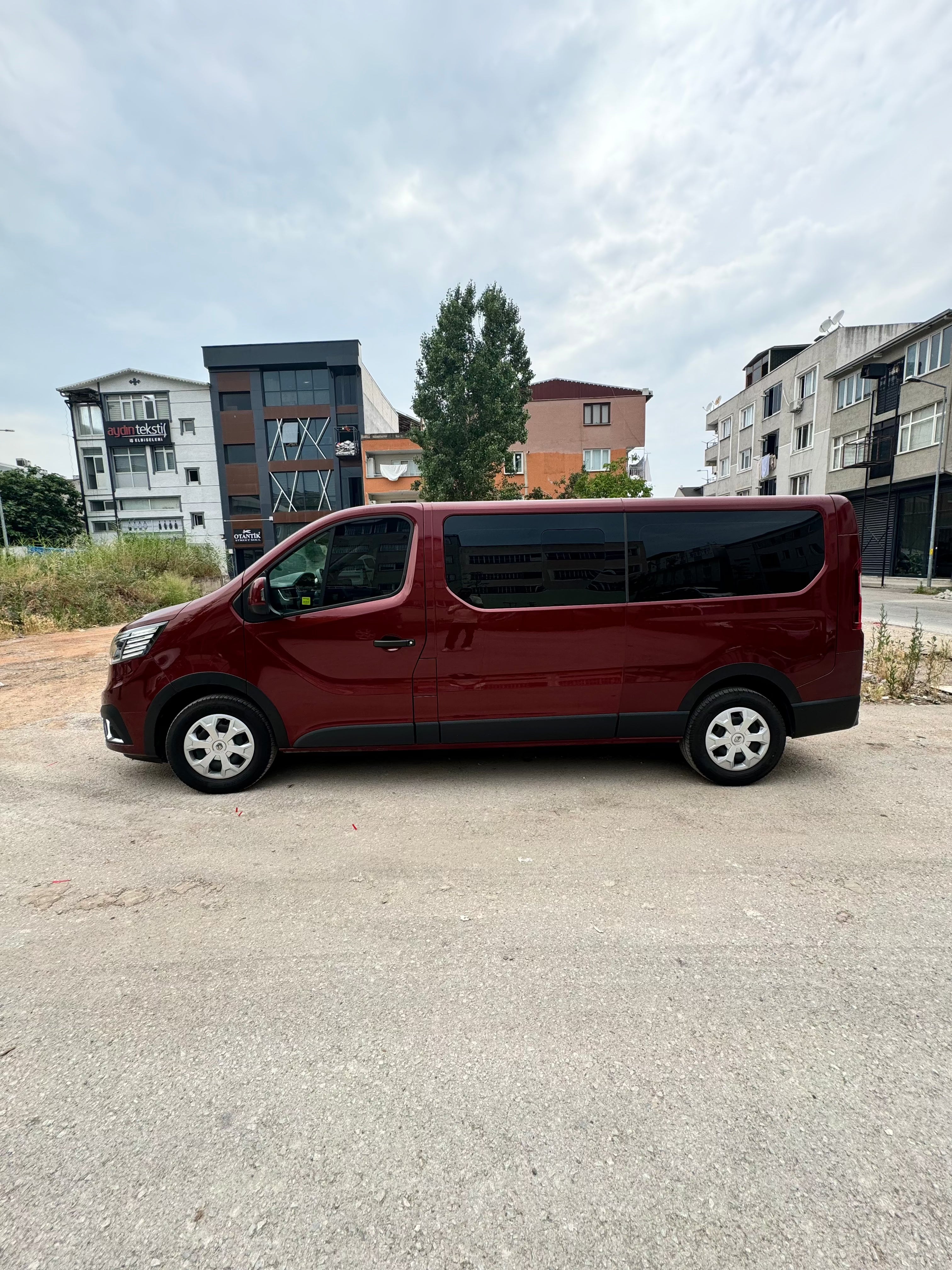 Wheel Arch Trims RENAULT Trafic