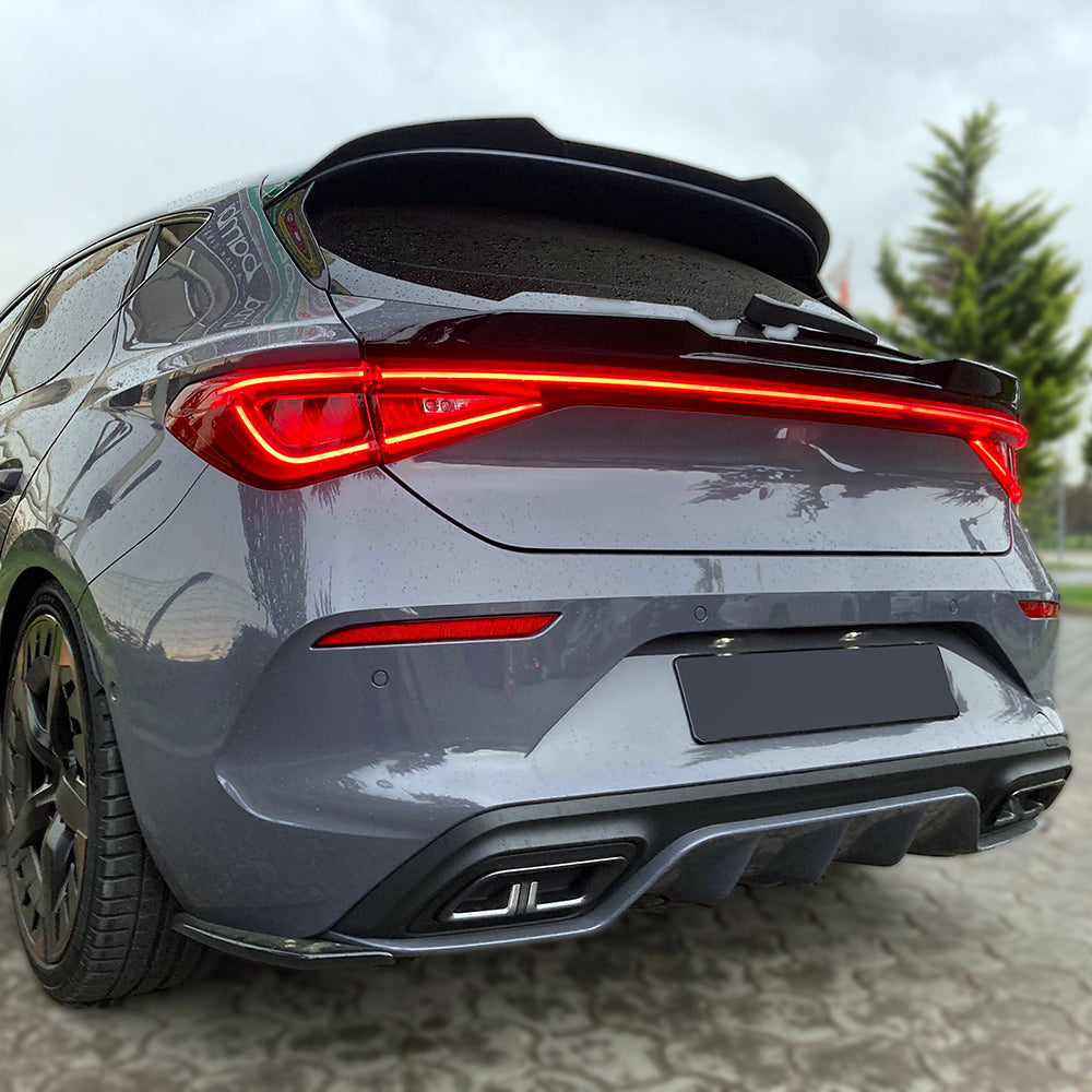 Splitters laterales traseros Compatible con CUPRA León 2020+