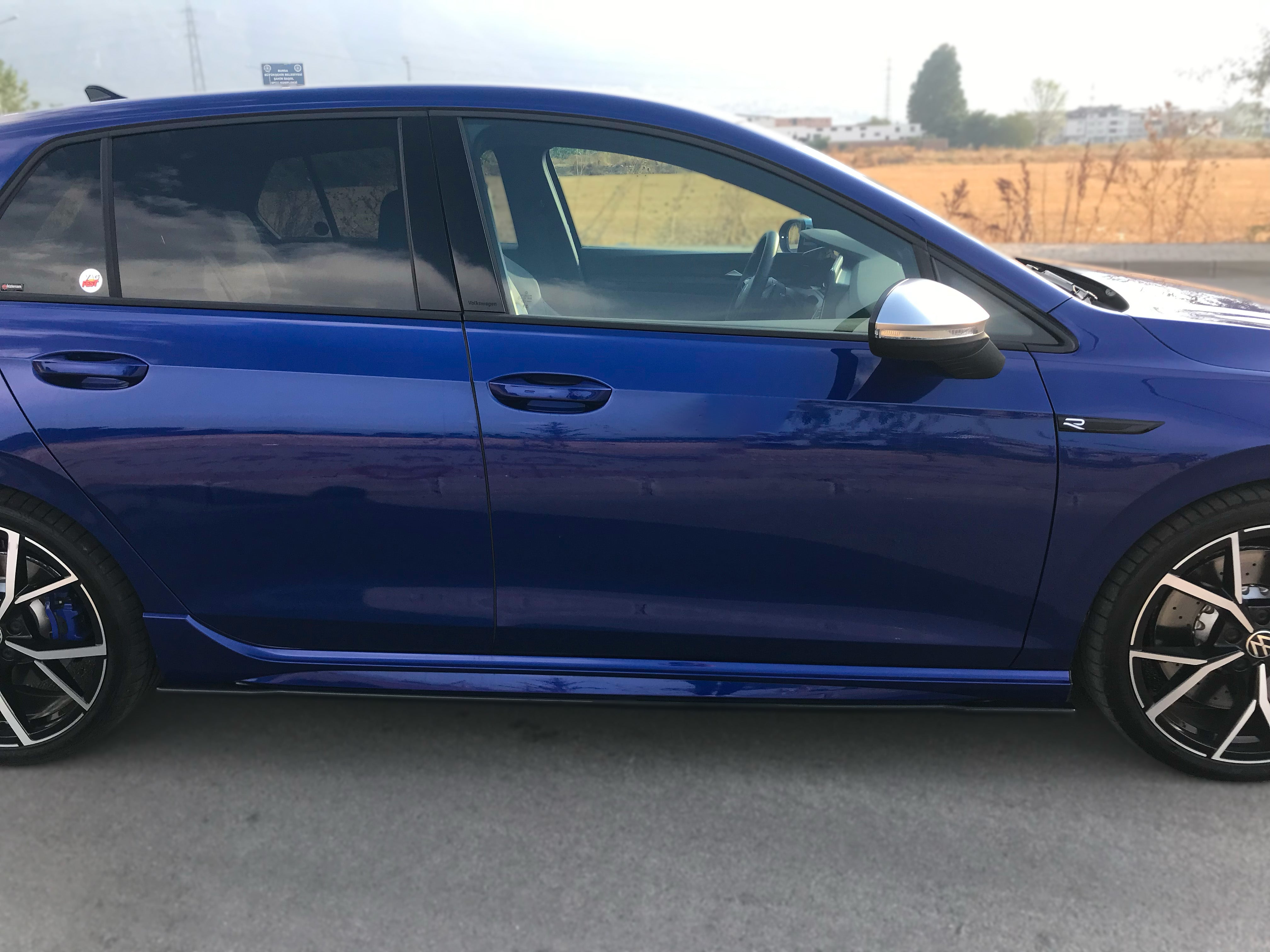 VW VOLKSWAGEN Golf R MK8 2020+ Side Skirts (2 Pcs) - ONEWAY Automotive GmbH